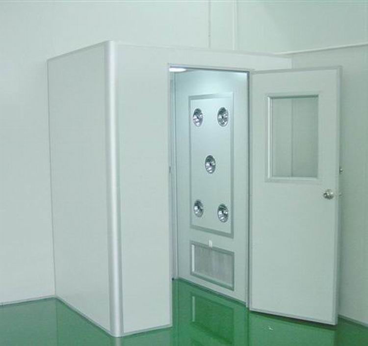 Cleanroom Airlocks