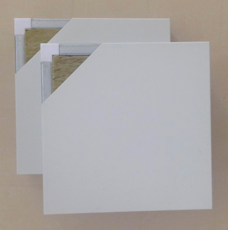 Sandwich Panels With Mineral Wool