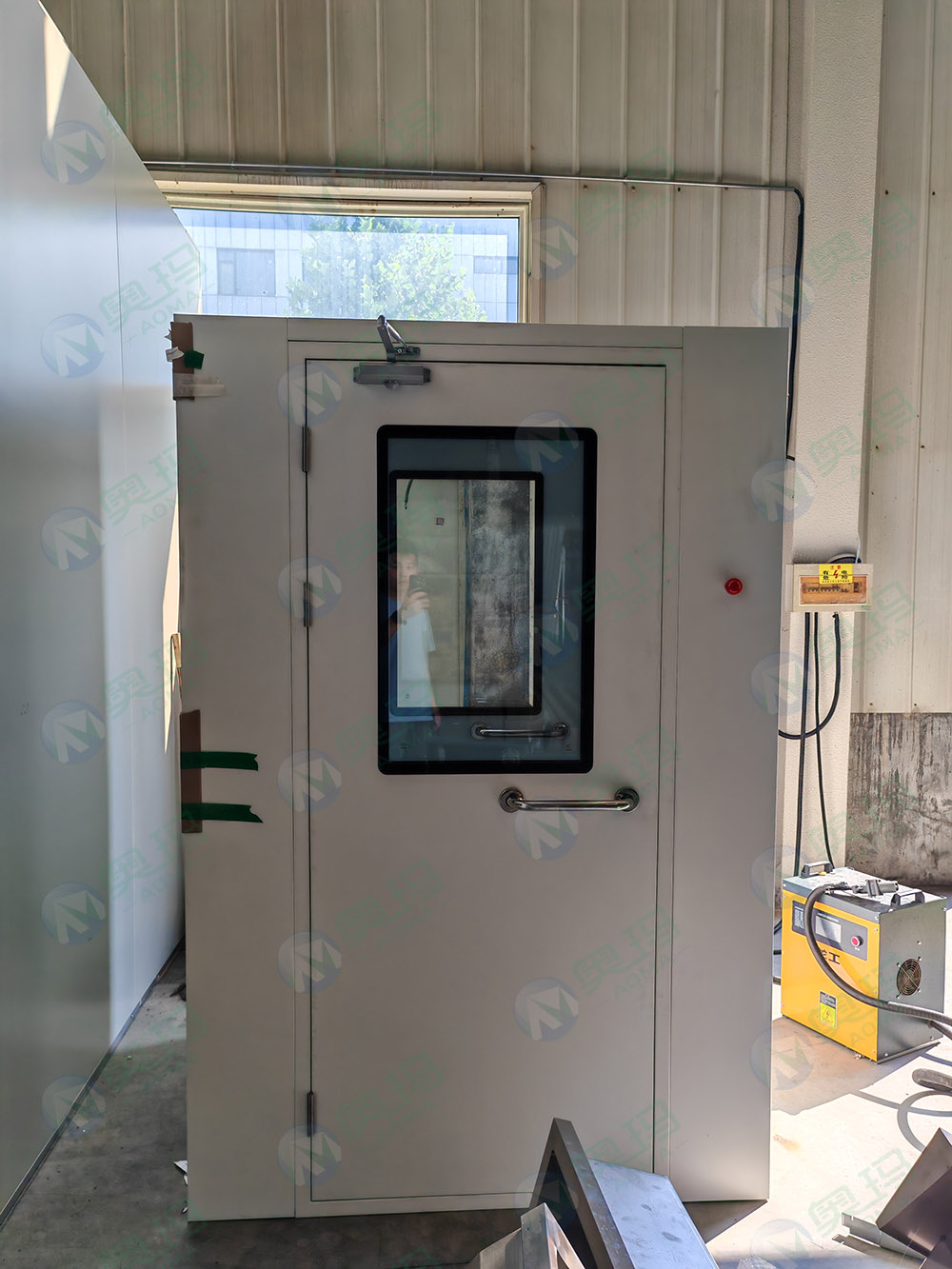 Price of air shower cabins