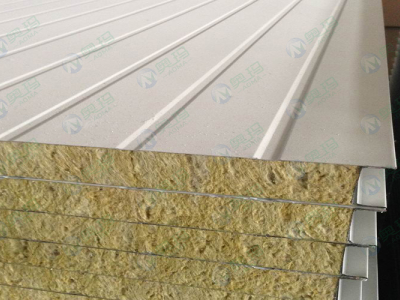 Sandwich panel